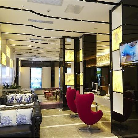 Lavande Hotel Tianhe Gangding Subway Station Branch Guangzhou Exteriör bild