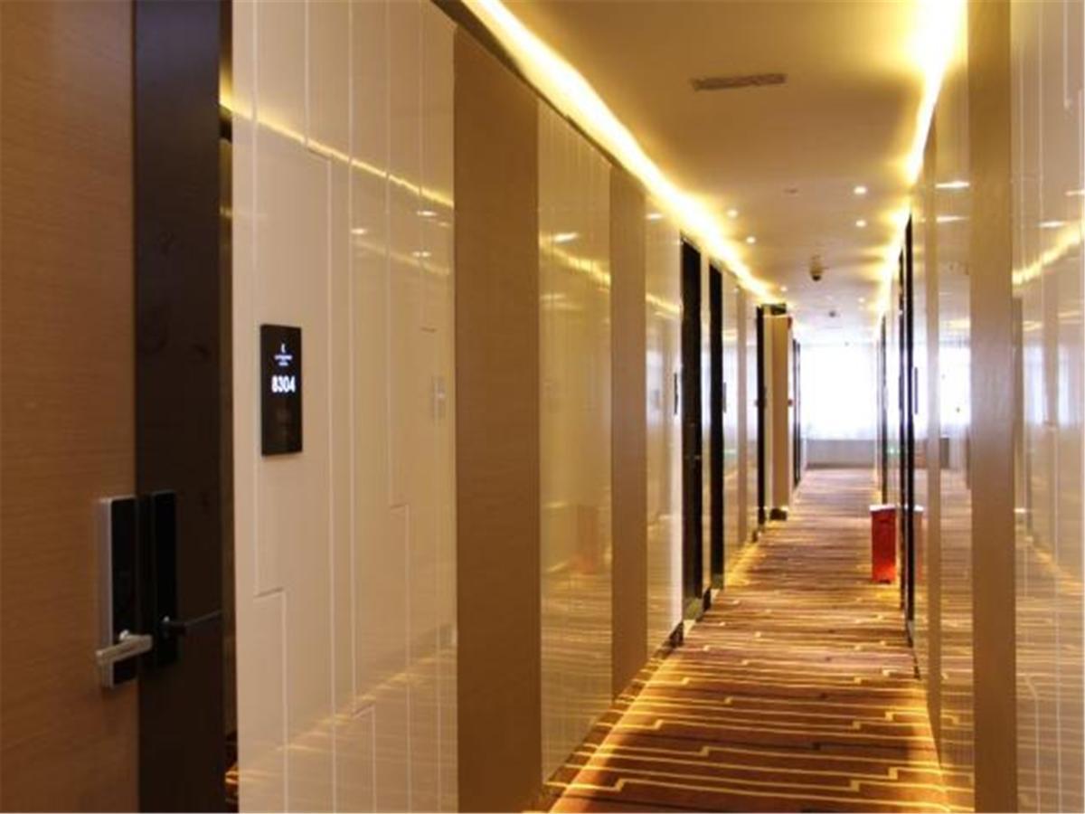 Lavande Hotel Tianhe Gangding Subway Station Branch Guangzhou Exteriör bild